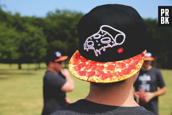 Pizza Hut : une collection de vêtements et accessoires avec des pizzas