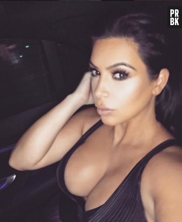 Kim Kardashian reine des décolletés sexy