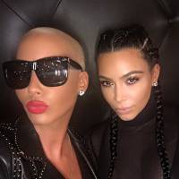 Kim Kardashian et Amber Rose : leur selfie (coquin) à deux met le feu au web
