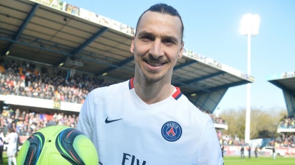 Zlatan Ibrahimovic : sa statue pour remplacer la Tour Eiffel ? Nouveau buzz après le titre