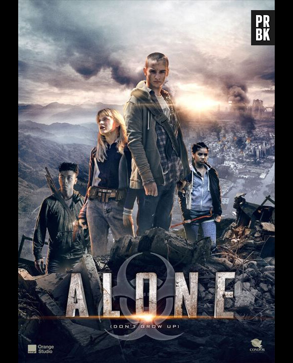 Alone : l'affiche du film