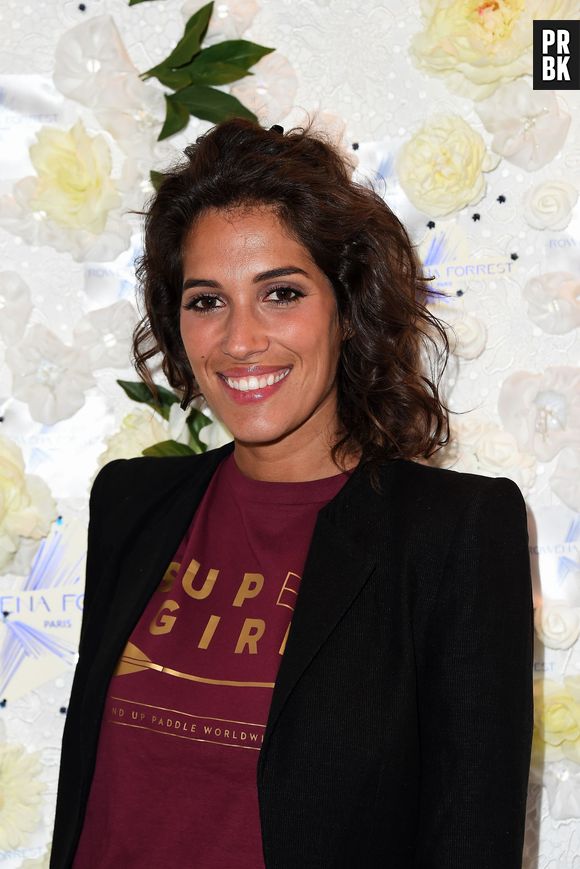 Laurie Cholewa (Nouvelle Star 2016) : 3 choses à savoir sur la nouvelle animatrice