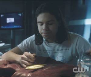 The Flash saison 2 : Cisco au coeur d'une web-série