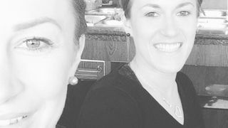 Gaëlle Petit (Les Ch'tis) dévoile sa soeur en photo sur Instagram, c'est son sosie