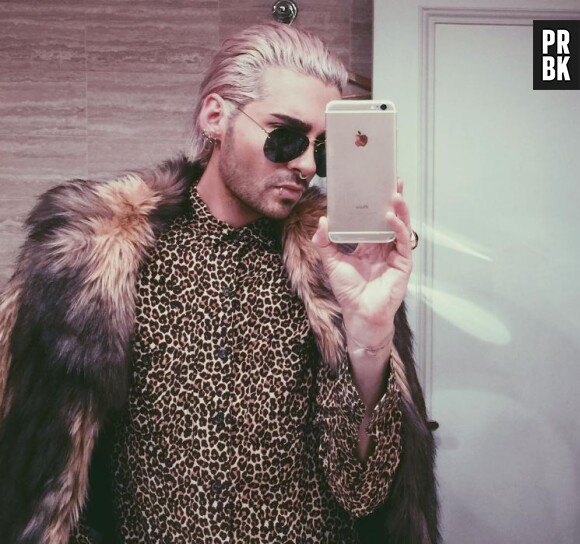 Le chanteur de Tokio Hotel, Bill Kaulitz, a finalement teinté à nouveaux ses cheveux en blond platine.