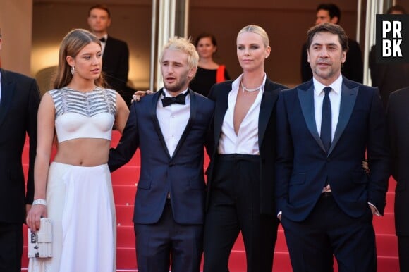 Adele Exarchopoulos présentait le film The Last Face avec Sean Penn et Charlize Theron à Cannes 2016
