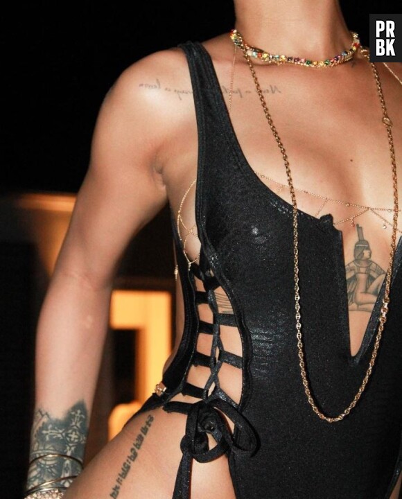 Rihanna ultra quasi nue sur le compte instagram de Melissa Ford aka @mdollas11