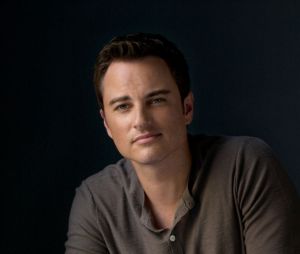 Kerr Smith (Dawson) dans Life Unexpected en 2010