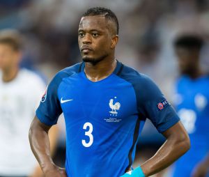 Patrice Evra demande pardon aux supporters français après la défaite des Bleus