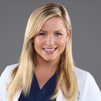 Grey&#039;s Anatomy saison 13 : Jessica Capshaw (Arizona) absente des premiers épisodes
