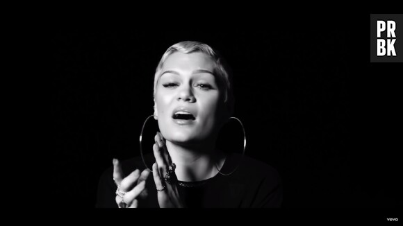 Jessie J dans le clip "Where Is The Love" des Black Eyed Peas