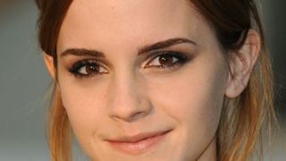 Emma Watson pose pour Burberry !