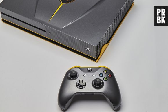 Xbox One S Lamborghini Centenario
