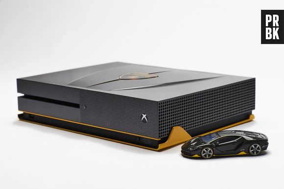 Xbox One S Lamborghini Centenario