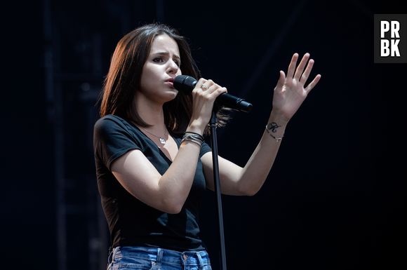 Marina Kaye règle ses comptes avec son père : "il veut détruire ma carrière"