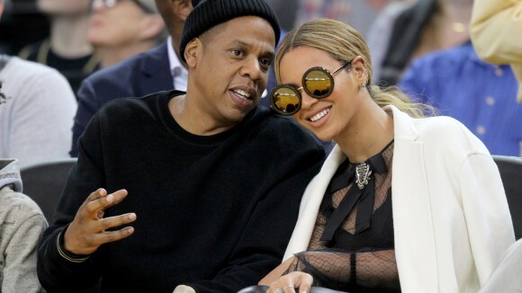 Beyoncé enceinte de jumeaux : elle annonce sa grossesse sur Instagram