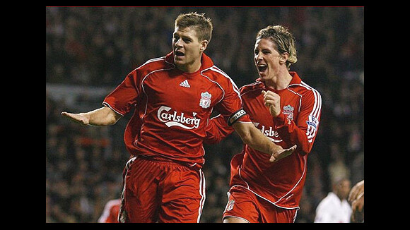 Fernando Torres et Steven Gerrard ... leurs plus beaux buts de la saison 2009/2010
