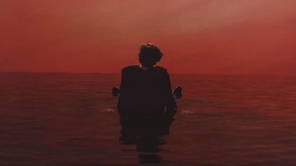 "Sign of the Times" : Harry Styles se lance en solo avec son premier single. Ecoutez !