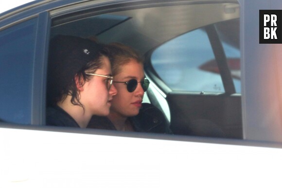 Kristen Stewart et sa petite amie Stella Maxwell auraient emménagé ensemble !