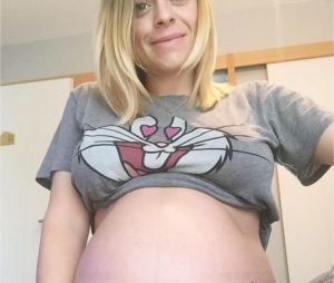 Alexia Mori enceine : elle dévoile son ventre rond sur Instagram