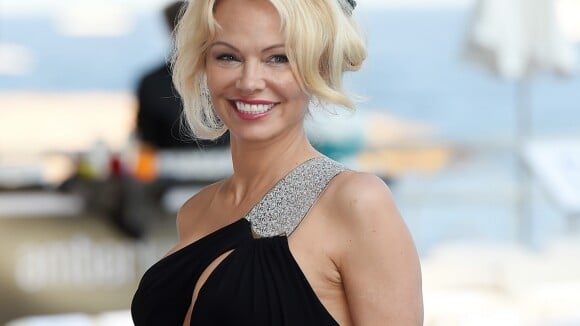 Pamela Anderson proche d'un ancien candidat de... Secret Story !