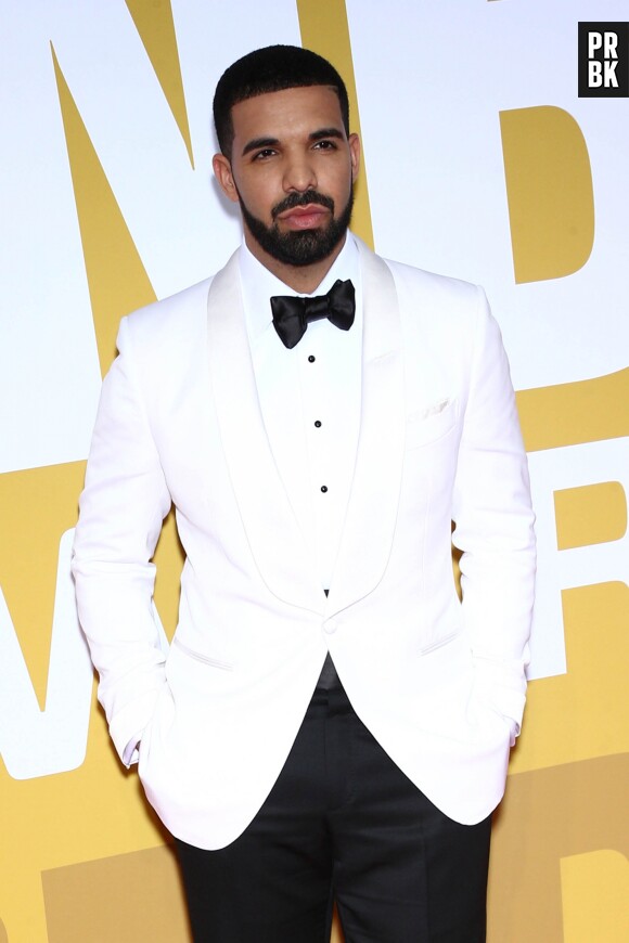Drake dévoile "Signs", le prochain tube de l'été.