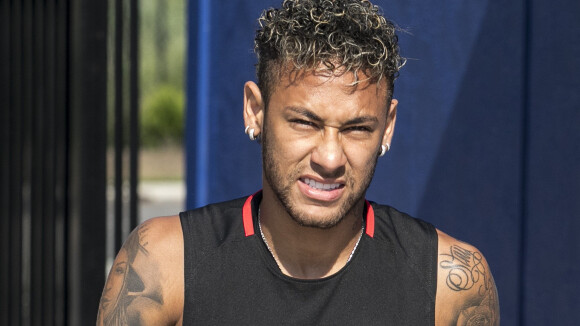 Neymar rejoint le PSG : les meilleurs détournements du net ?