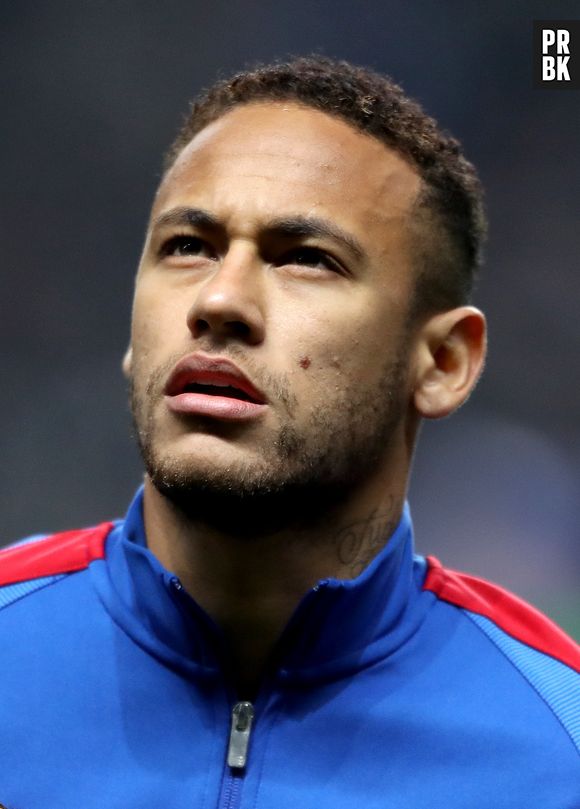 Neymar officiellement au PSG : les meilleurs détournements du net