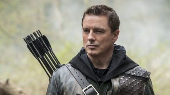 Arrow saison 6 : Malcolm Merlyn bientôt de retour ?