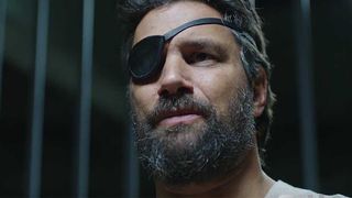 Arrow saison 6 : Slade du côté des gentils et prêt à remplacer Diggle ?