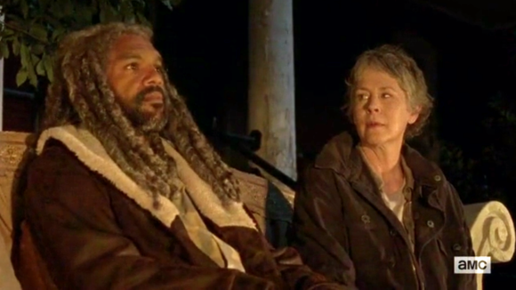 The Walking Dead saison 8 : Ezekiel et Carol bientôt en couple ?