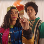 Clip "Finesse" : Bruno Mars et Cardi B nous replongent dans les années 90 ?