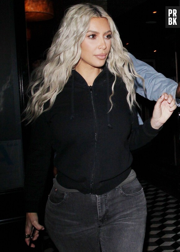 Kim Kardashian taclée sur Twitter... à cause de son nouveau look capillaire