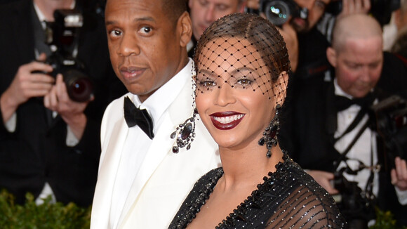 Beyoncé voit une actrice draguer Jay Z, elle pète un câble
