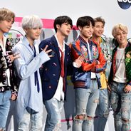 BTS : Jin en deuil après la mort de sa grand-mère, les fans le soutiennent