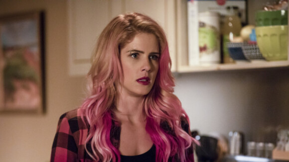 Arrow saison 7 : Felicity vs Oliver, l'héroïne sera "en colère et blessée"