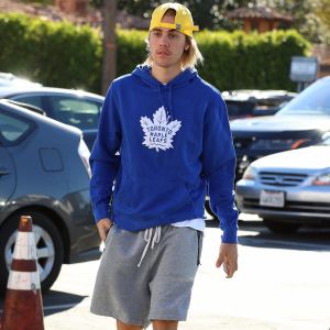 Justin Bieber ridiculisé pour une photo où il mange un burrito : voilà la vérité derrière ce cliché