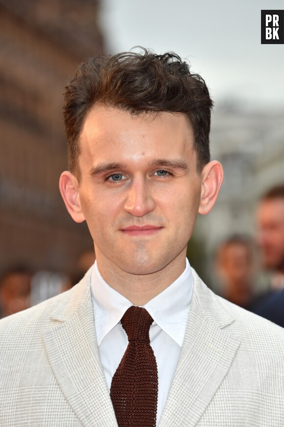 Harry Melling a beaucoup changé depuis Harry Potter