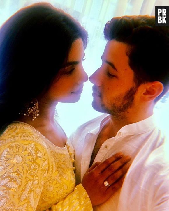 Priyanka Chopra et Nick Jonas, des arnaqueurs ? La journaliste s'excuse après l'article polémique