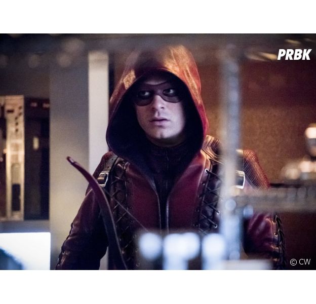 Arrow saison 7 : premières images du retour de Roy dans le présent