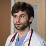 Grey&#039;s Anatomy saison 15 : Levi Schmitt (Jake Borelli) ne devait apparaître que dans un épisode