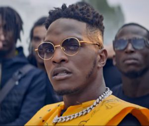 Niska tease son nouvel album avec le clip "Du lundi au lundi"