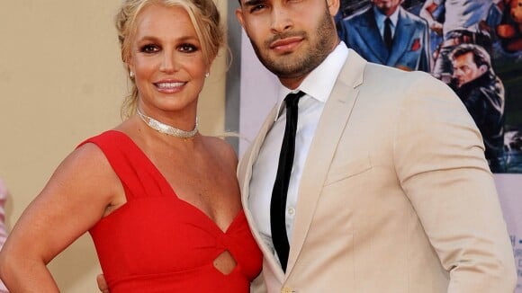 Britney Spears fiancée à Sam Asghari ? La bague qui sème le doute