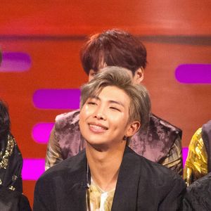 BTS : Suga critiqué par sa prise de poids, les fans le défendent sur Twitter avec le hashtag #YoongiWeLoveYou