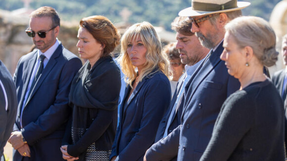 Le temps est assassin : la série pas fidèle au livre, les internautes déçus