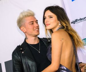 Bella Thorne fiancée à son chéri Benjamin Mascolo ?