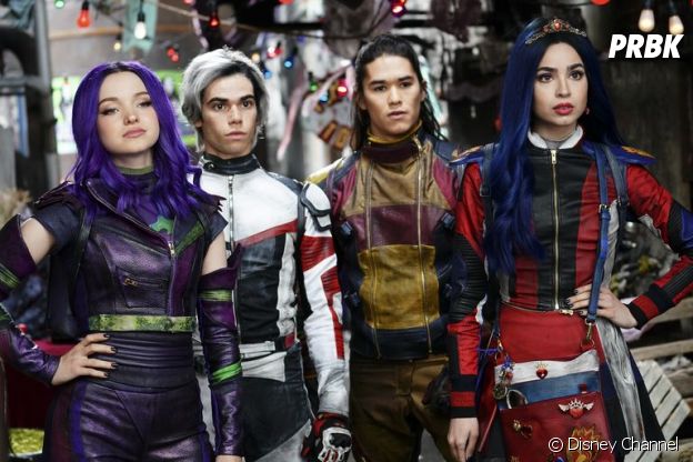Dove Cameron / Descendants 3