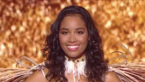 Clémence Botino (Miss France 2020) en couple ou célibataire ? Sa réponse sans détour