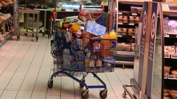 Confinement : AUCUNE pénurie et de nouvelles mesures intelligentes dans les magasins alimentaires