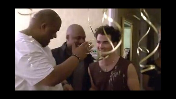 Kevin Jonas ... Revivez son anniversaire surprise